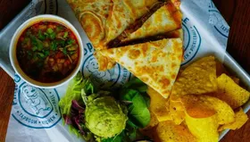 Barbacoa Quesadilla